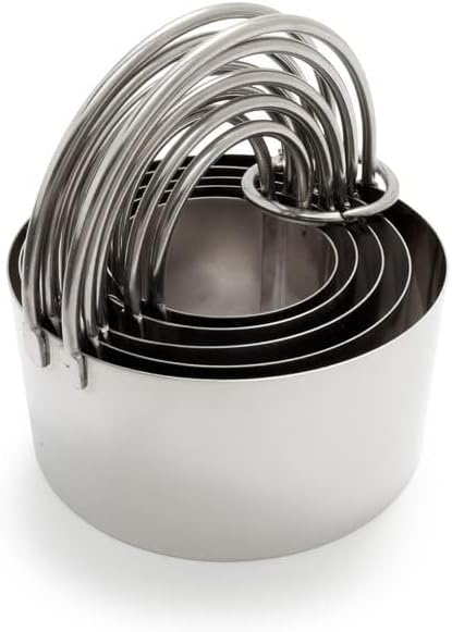 Sur La Table Stainless Steel Round Biscuit Cutters, Set of 5 , Silver