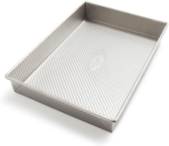 Sur La Table Platinum Pro Rectangular Cake Pan, 9" x 13" , Gray