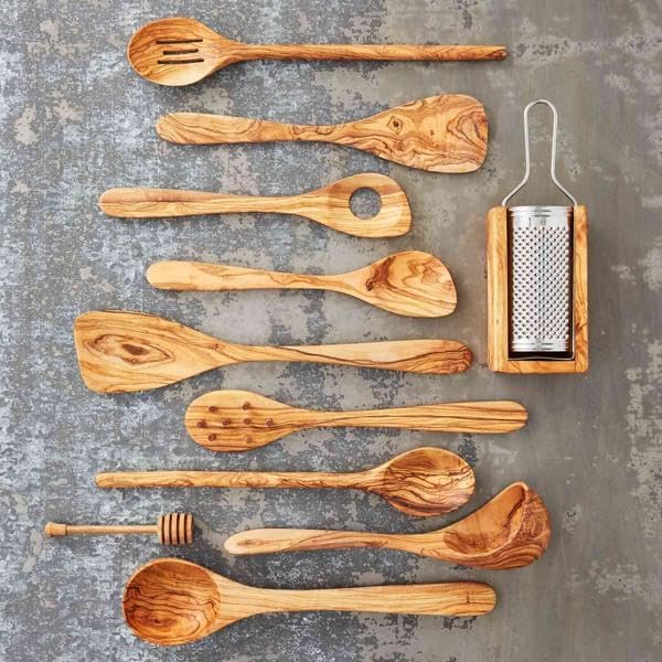 Sur La Table Olivewood Ladle , Tan