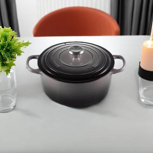Le Creuset Enameled Cast Iron Round Dutch Oven, 7.25 qt., Oyster